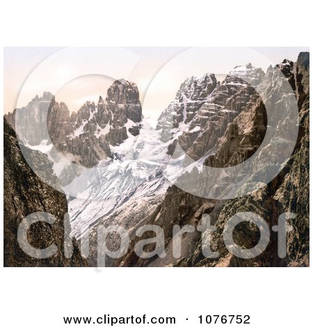 Monte Cristallo and Piz Popena Group, Tyrol, Austria - Royalty Free Stock Photography  by JVPD